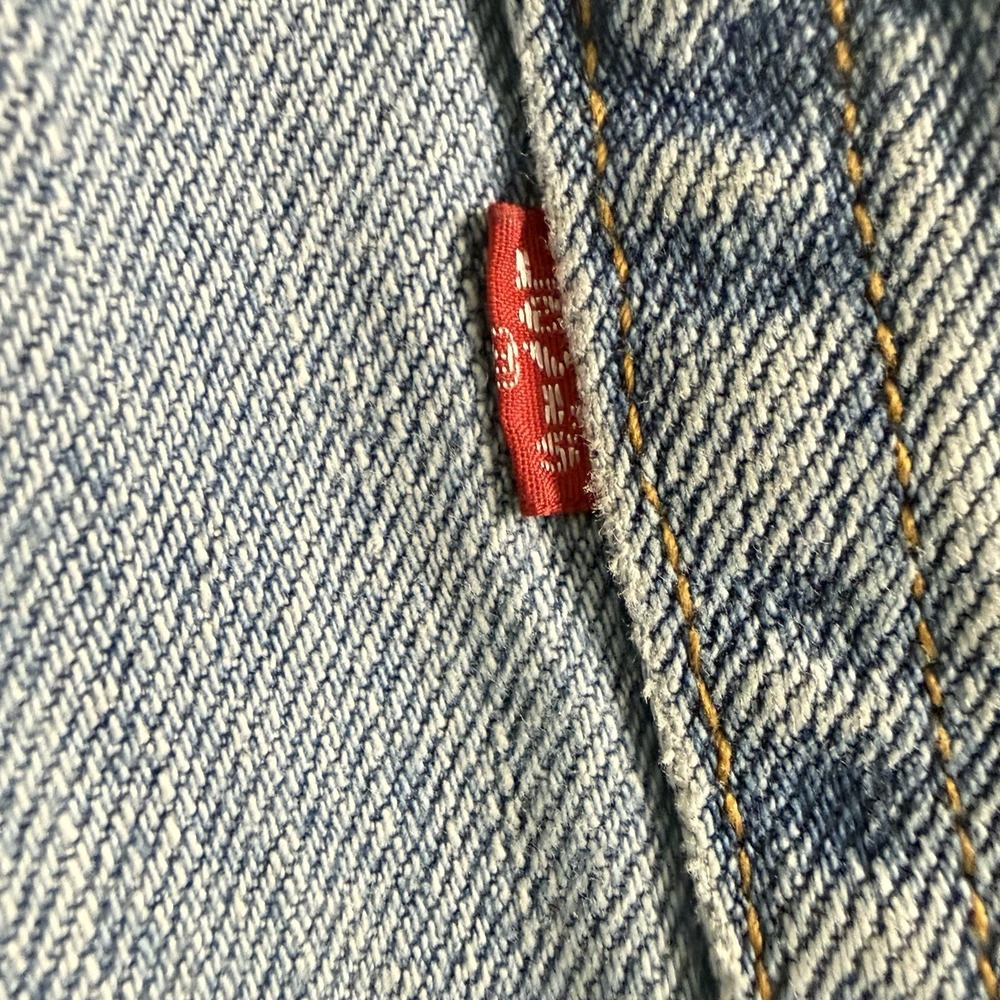 Levis 505 Mens 32x32 Regular Fit Straight Leg Light Wash Blue Denim Jeans Y2K 07 - Picture 7 of 8